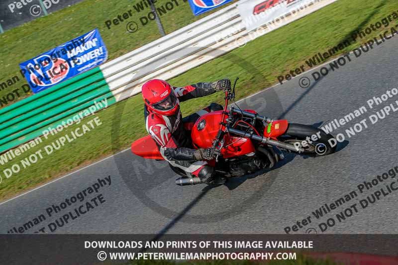 PJM Wedding Photography;enduro digital images;event digital images;eventdigitalimages;mallory park;mallory park photographs;mallory park trackday;mallory park trackday photographs;no limits trackdays;peter wileman photography;racing digital images;trackday digital images;trackday photos